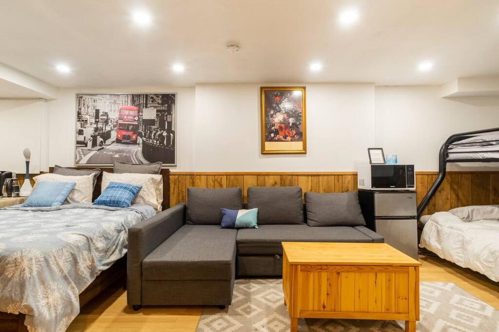Big Oasis Studio Near Airport Yyz Hotel Toronto Luaran gambar