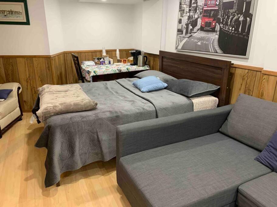 Big Oasis Studio Near Airport Yyz Hotel Toronto Luaran gambar